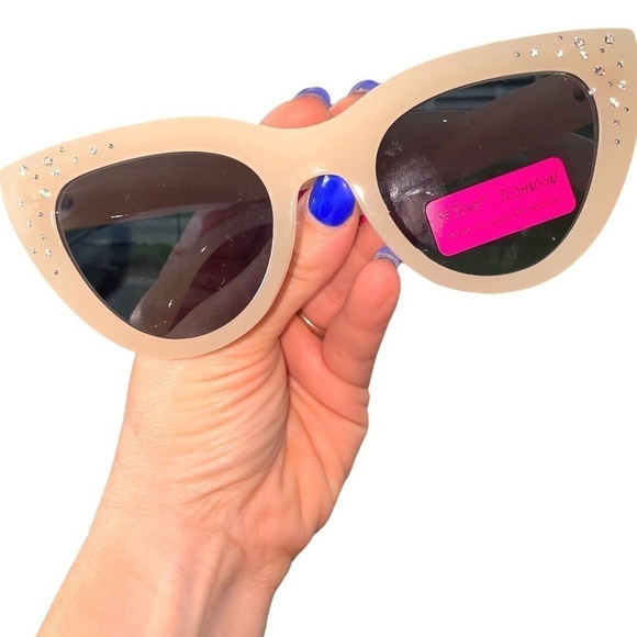 Betsey Johnson Beige Rhinestone Cat Eye Sunglasses, UV Protection pink snakeskin - Picture 1 of 14
